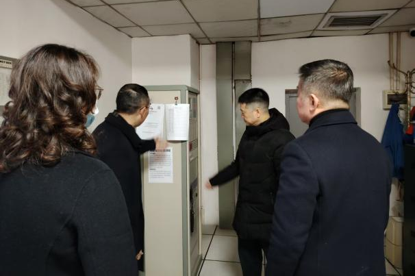 省尊龙凯时集团党委书记、董事长游勇检查督导春节安全生产并看望慰问干部员工